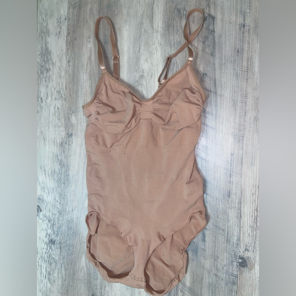SKIMS Seamless Sculpt Brief Bodysuit